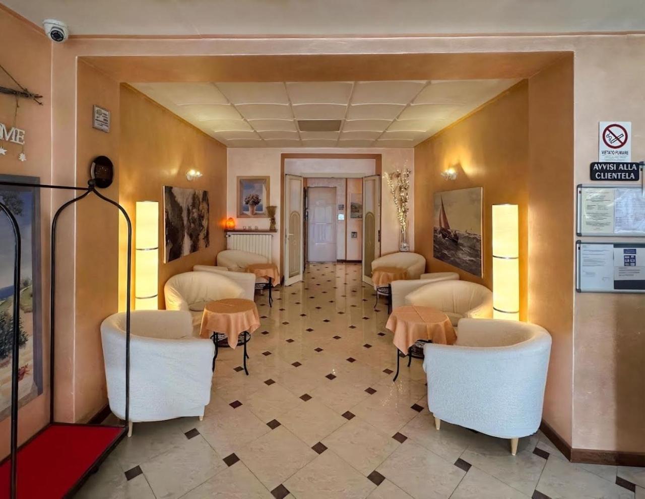 Hotel Avogadro سان بيليغرينو تيرمي المظهر الخارجي الصورة