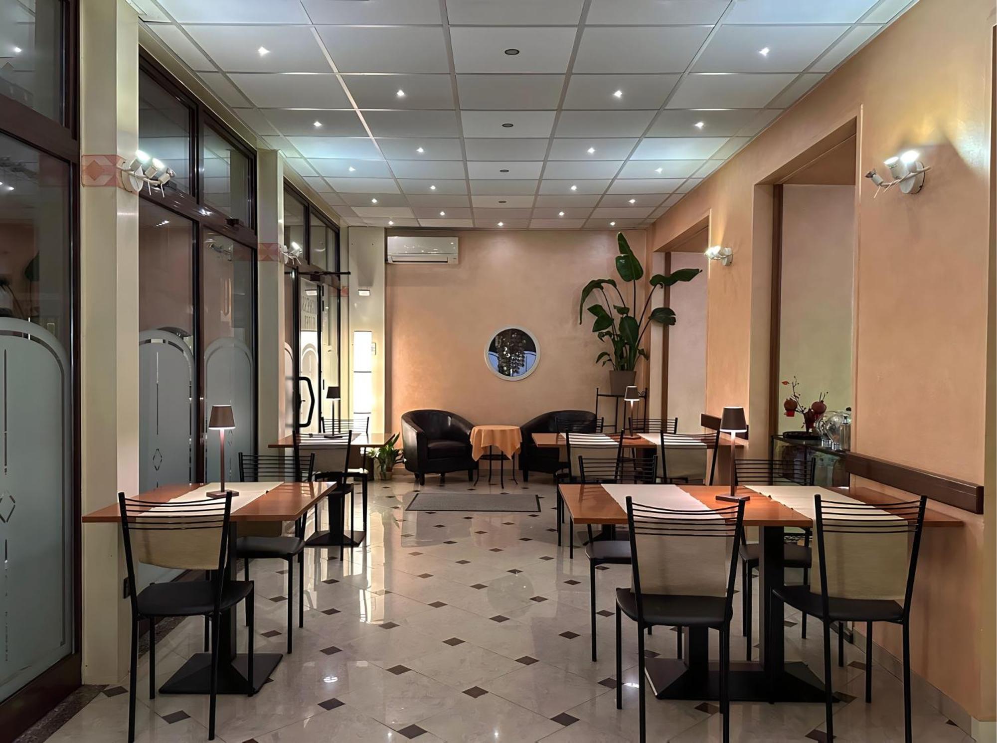 Hotel Avogadro سان بيليغرينو تيرمي المظهر الخارجي الصورة